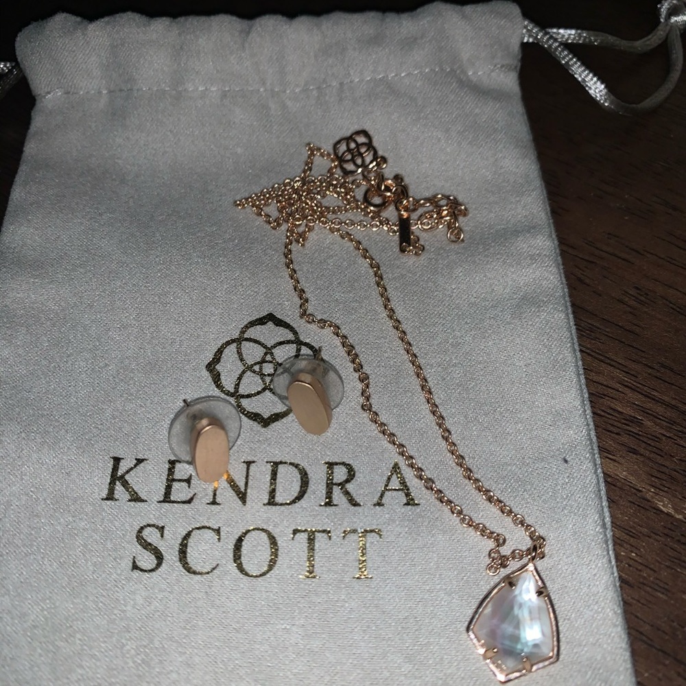 Kendra Scott Rose gold ivory pearl NECKLACE only